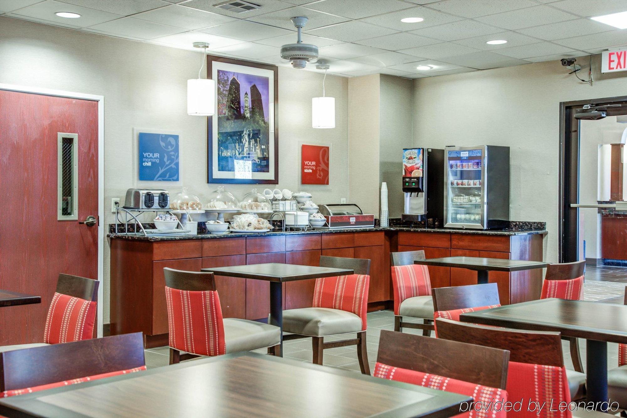 Comfort Suites Lombard - Addison Bagian luar foto