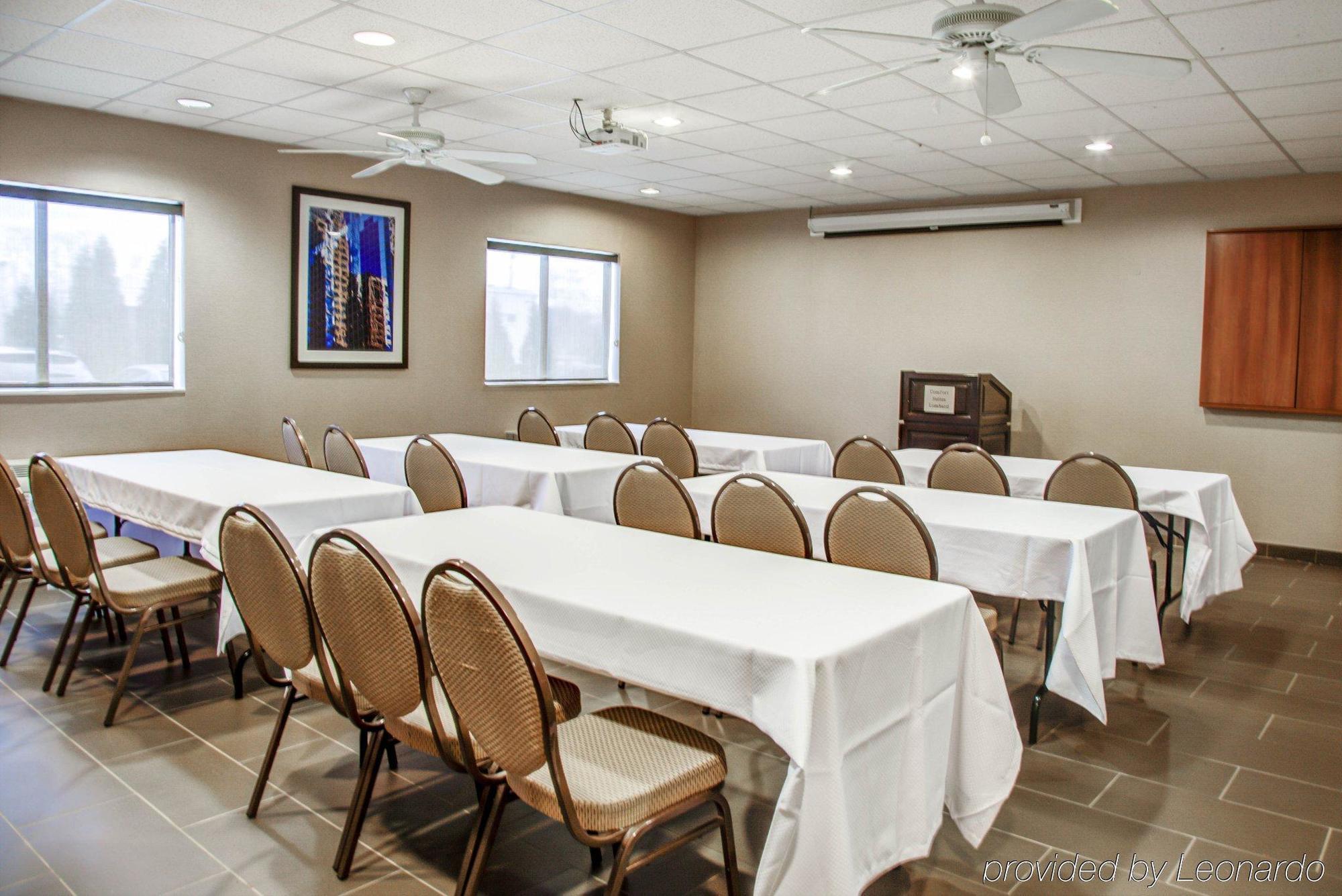 Comfort Suites Lombard - Addison Bagian luar foto