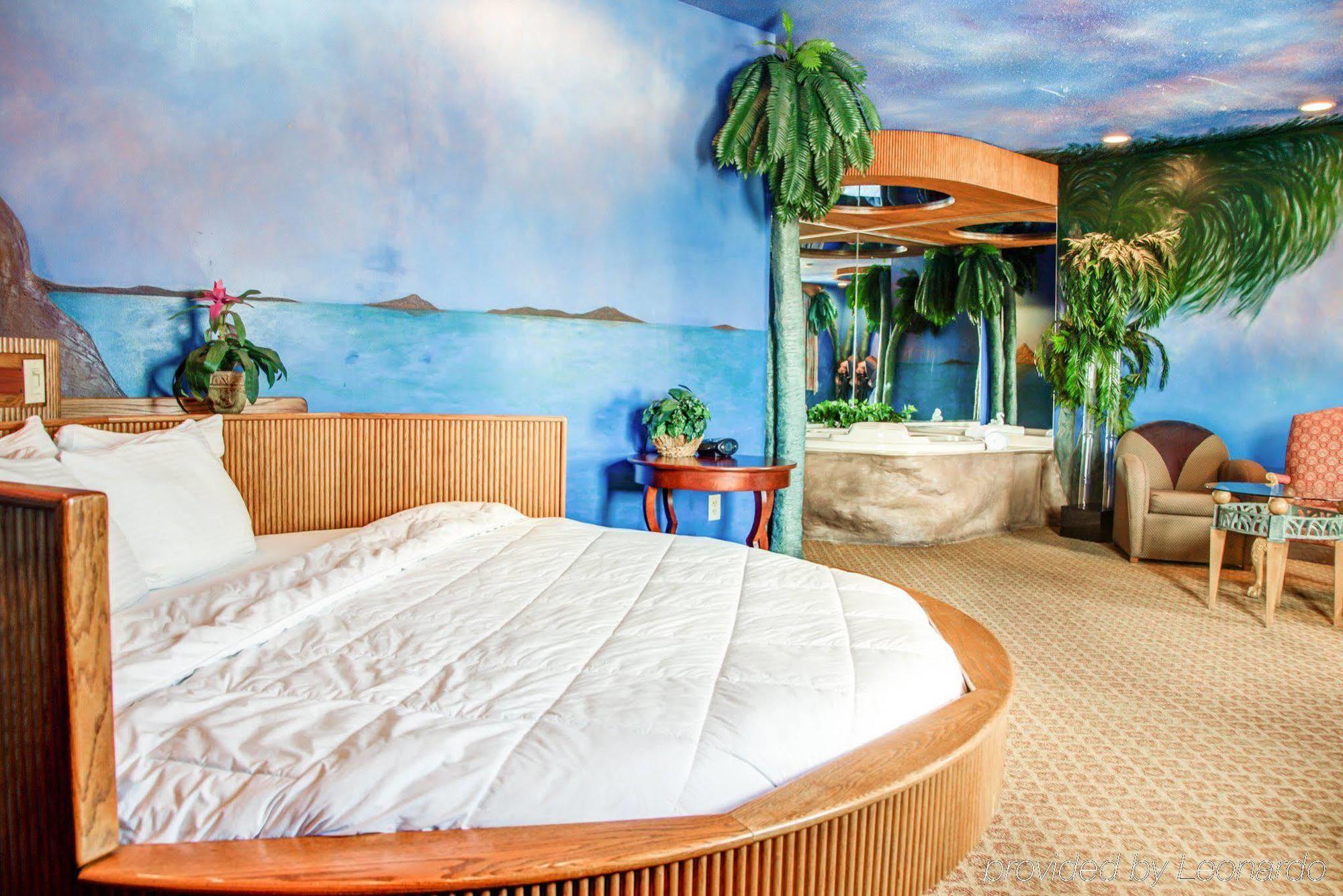 Comfort Suites Lombard - Addison Bagian luar foto